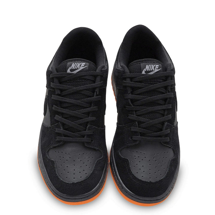 Tênis Sb Dunk Low Preto / Laranja