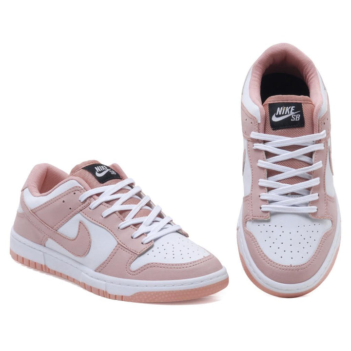 Tênis Sb Dunk Low Rosa / Branco